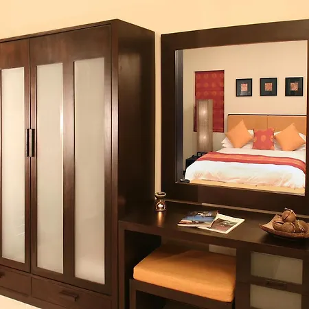 The Gardens Villa Bang Rak Beach  Room photo